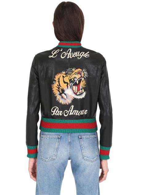 gucci jas met tijger|Gucci tiger bomber.